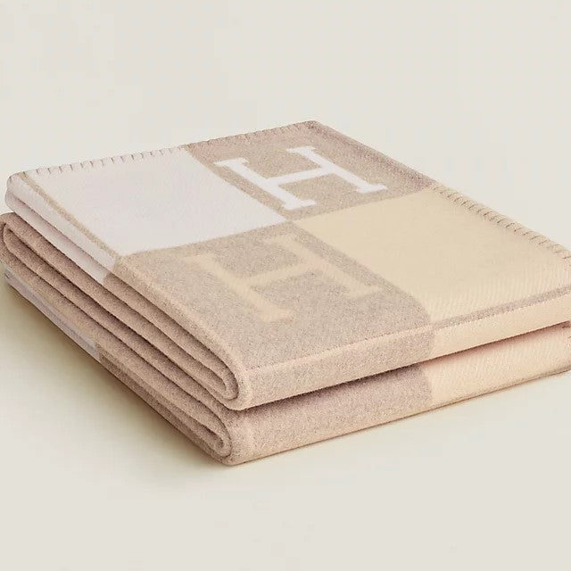 H Throw Blanket Beige