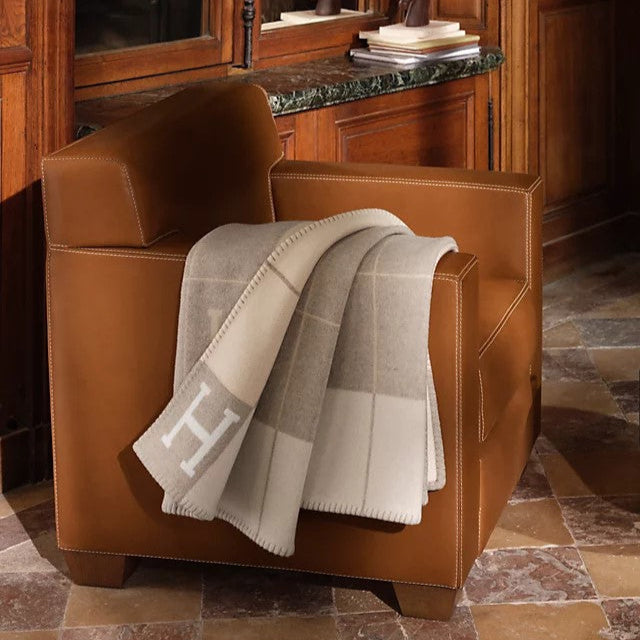 H Throw Blanket Beige