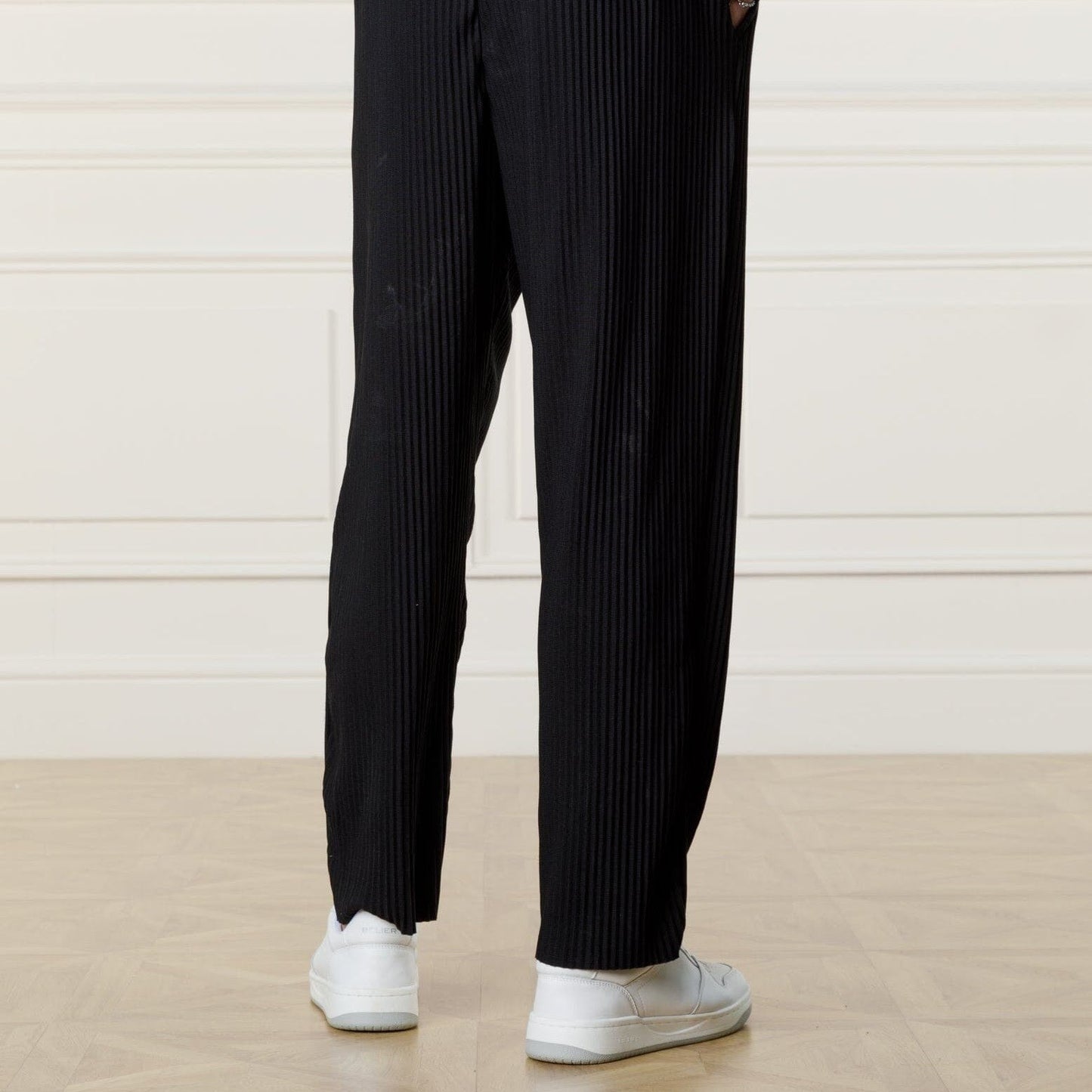 Pleat Trouser Black