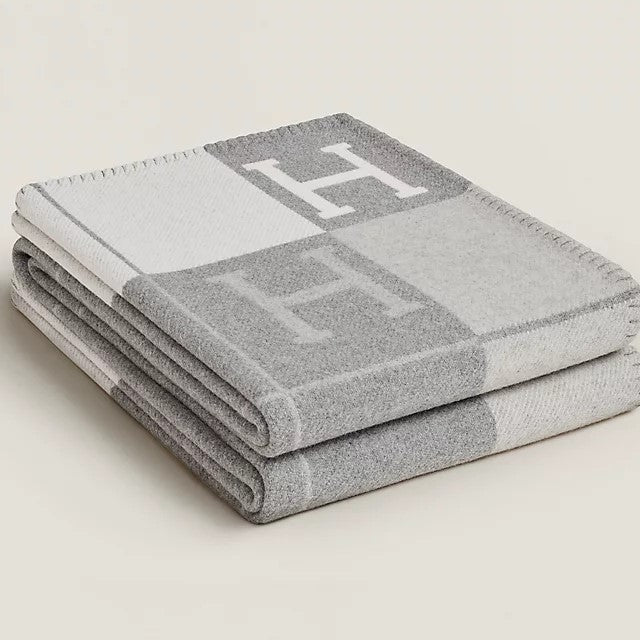 H Throw Blanket Light Grey