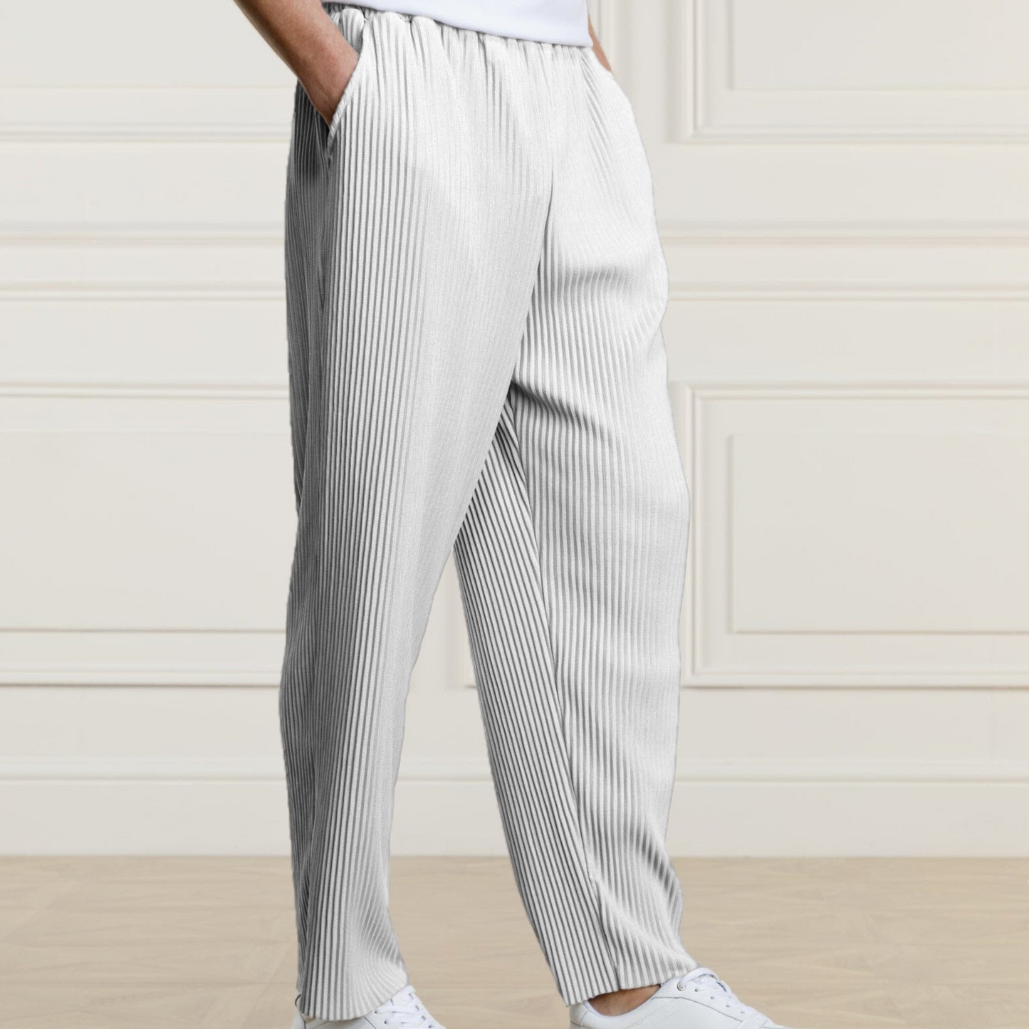 Pleat Trouser White