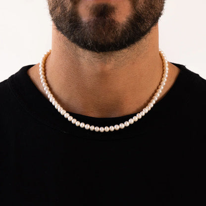 Rounded Pearl Necklace
