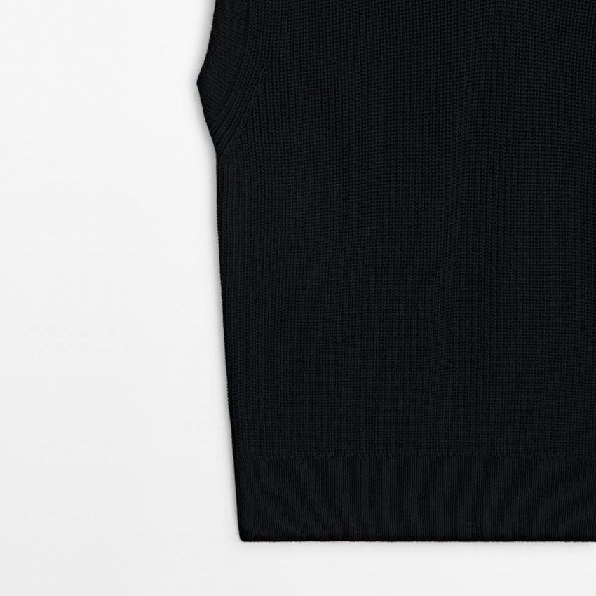 Ribbed Knit Vest Black