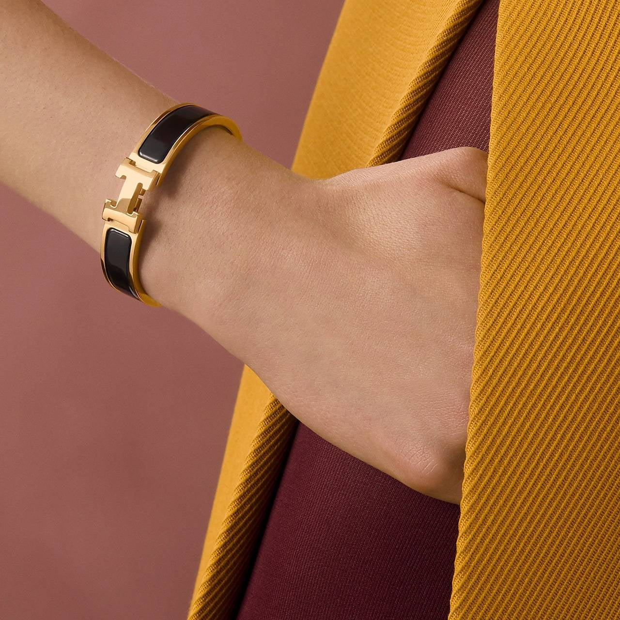 H Bracelet Black